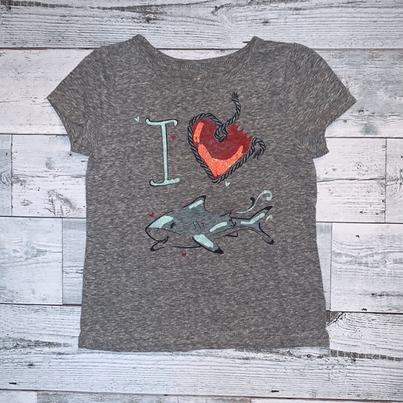 4 little girls tops- size 5. Marilyn Monroe, Nike, Epic Threadz, Falls Creek - Picture 4 of 5